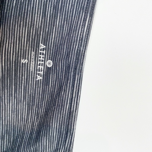 Athleta Energy Chaturanga Crop Heathered Slate S - Picture 6 of 9
